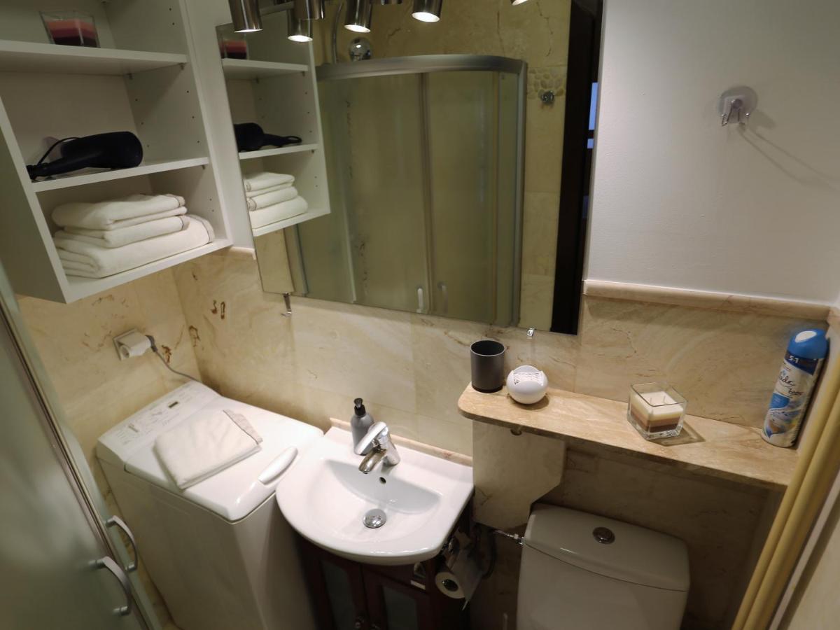 Apartament Mgm Karmelicka Warsaw Exterior photo